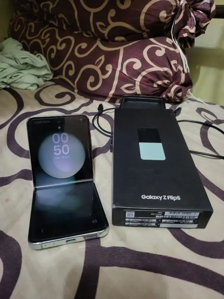 Samsung flip 5 512gb 5g