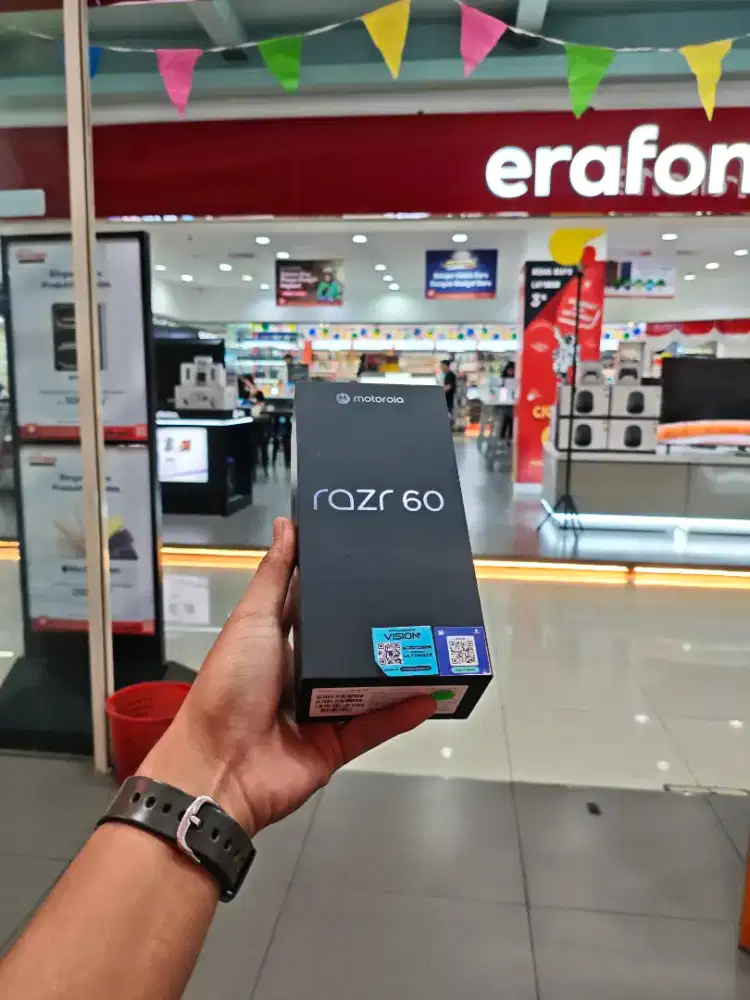 Motorola Razr 60 ready cicilan syarat cukup KTP tanpa DP