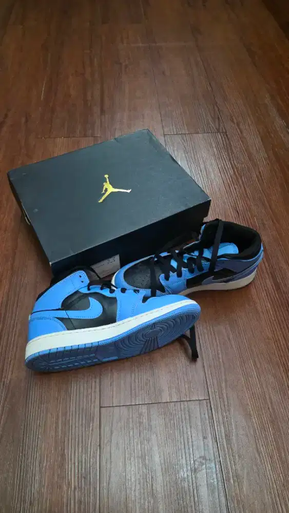 Sepatu anak Nike Air Jordan 1 MID University Blue Original