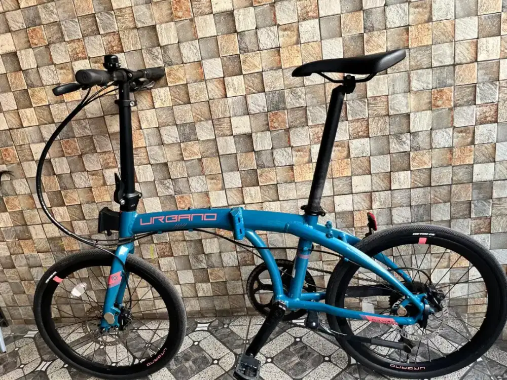 Sepeda lipat polygon Urbano 5