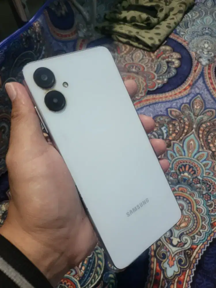 Samsung a06 4/64gb