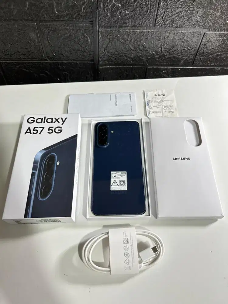 Samsung a57 5g 8/256gb like new