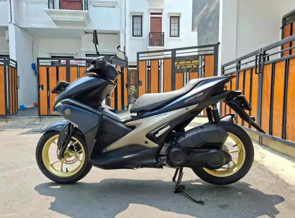 Yamaha Aerox 155 S ABS Keyless MULUSSS (Pajak Hidup Panjang)