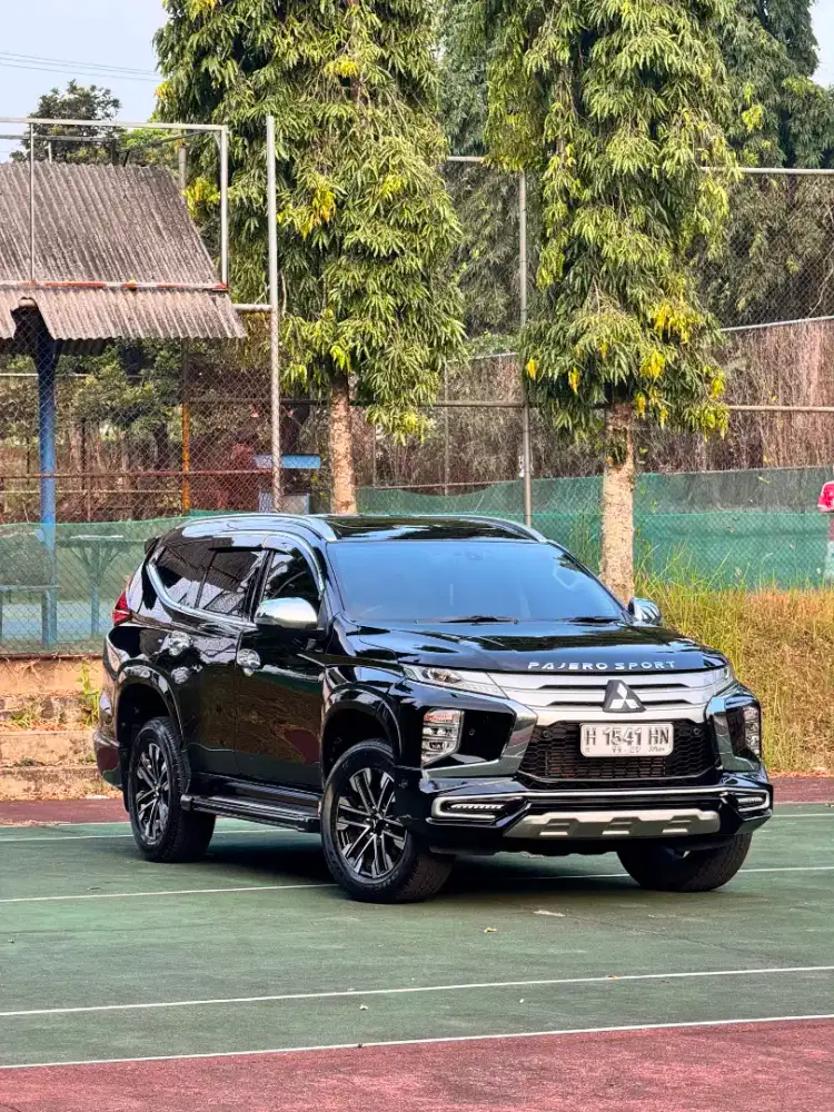 Pajero dakkar 4x2 tahun 2022