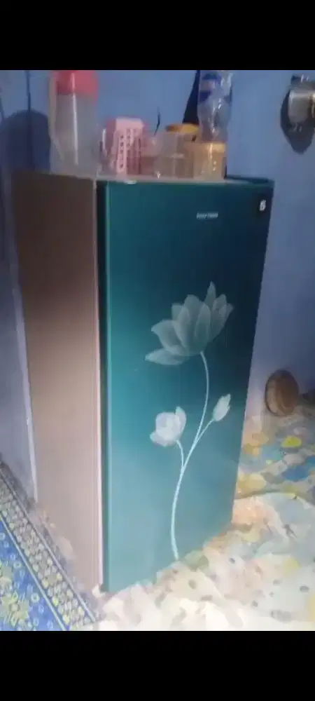 Djual kulkas Politron satu pintu