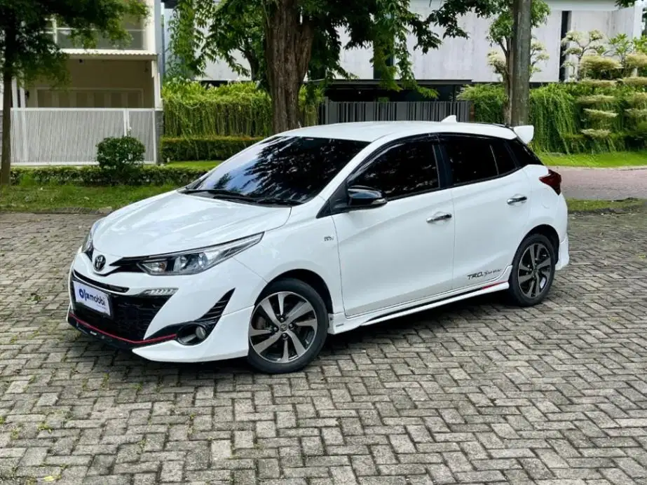 Toyota Yaris 1.5 TRD Sportivo Bensin-AT 2020 Putih LVU