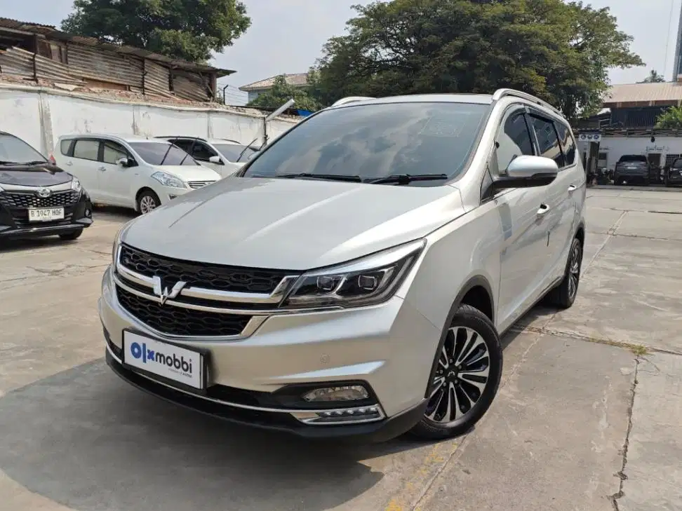 Pajak Panjang - Wuling Cortez 1.5 LT Lux Bensin-AT 2022