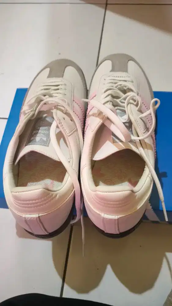 Sepatu Adidas samba wanita