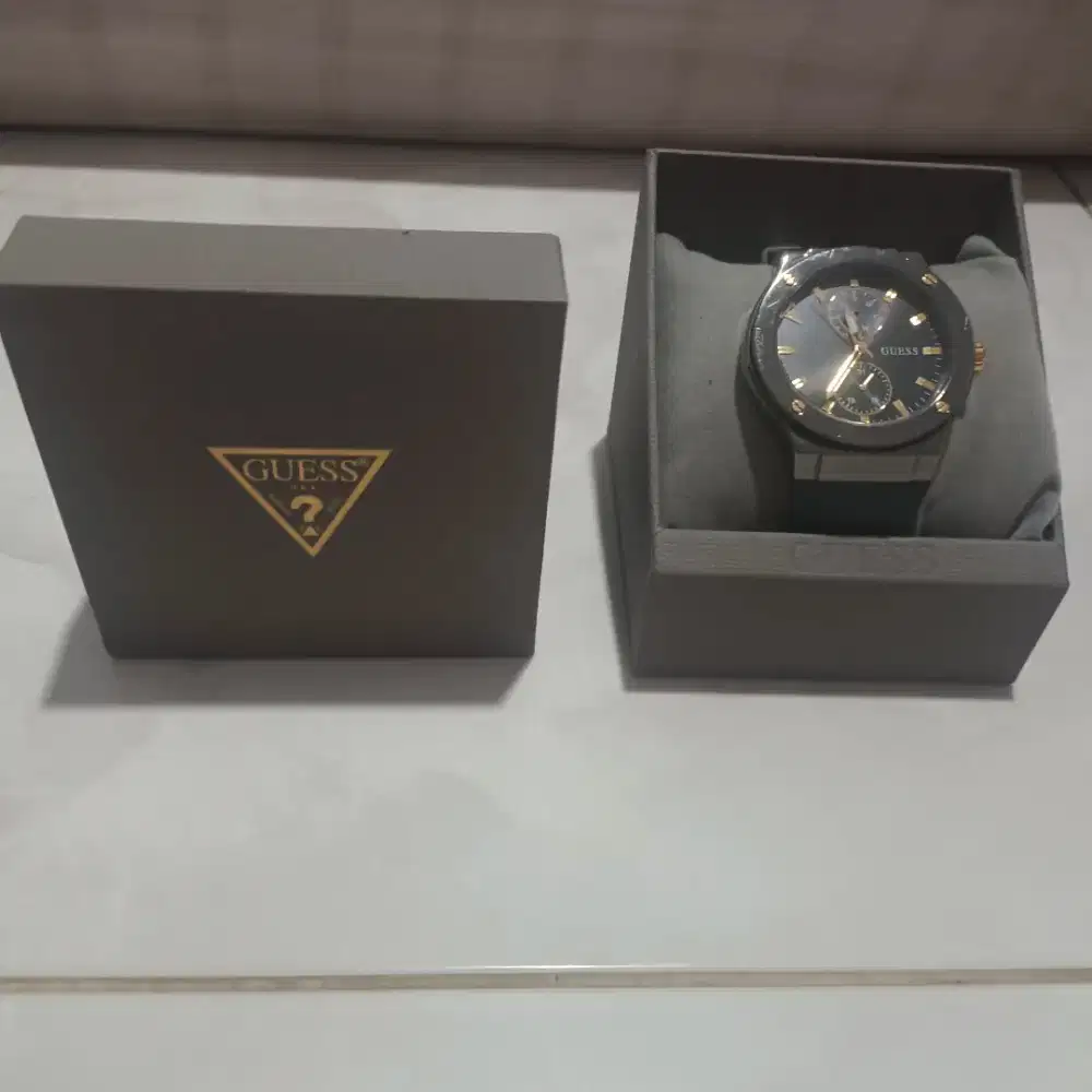 di jual jam tangan GUESS ori