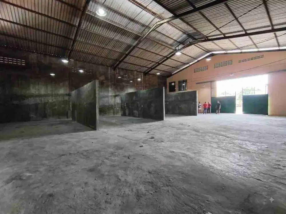 Gudang dan kantor 2 lt di Jebres Solo