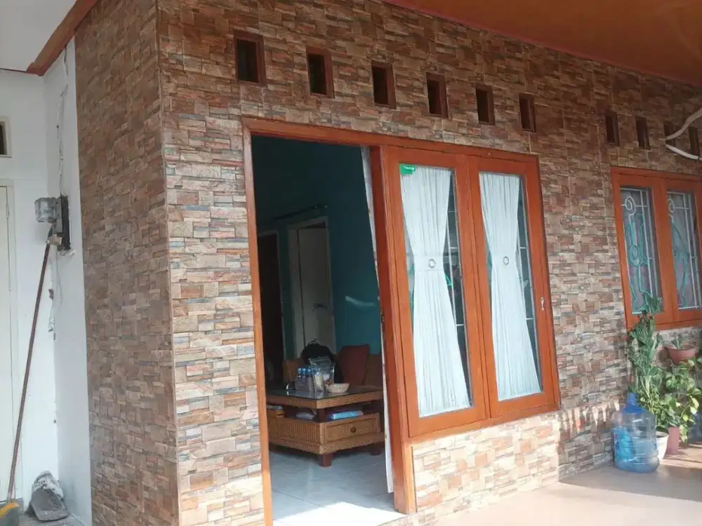 Rumah alam asri bojongsari perbatasan depok tangsel siap huni