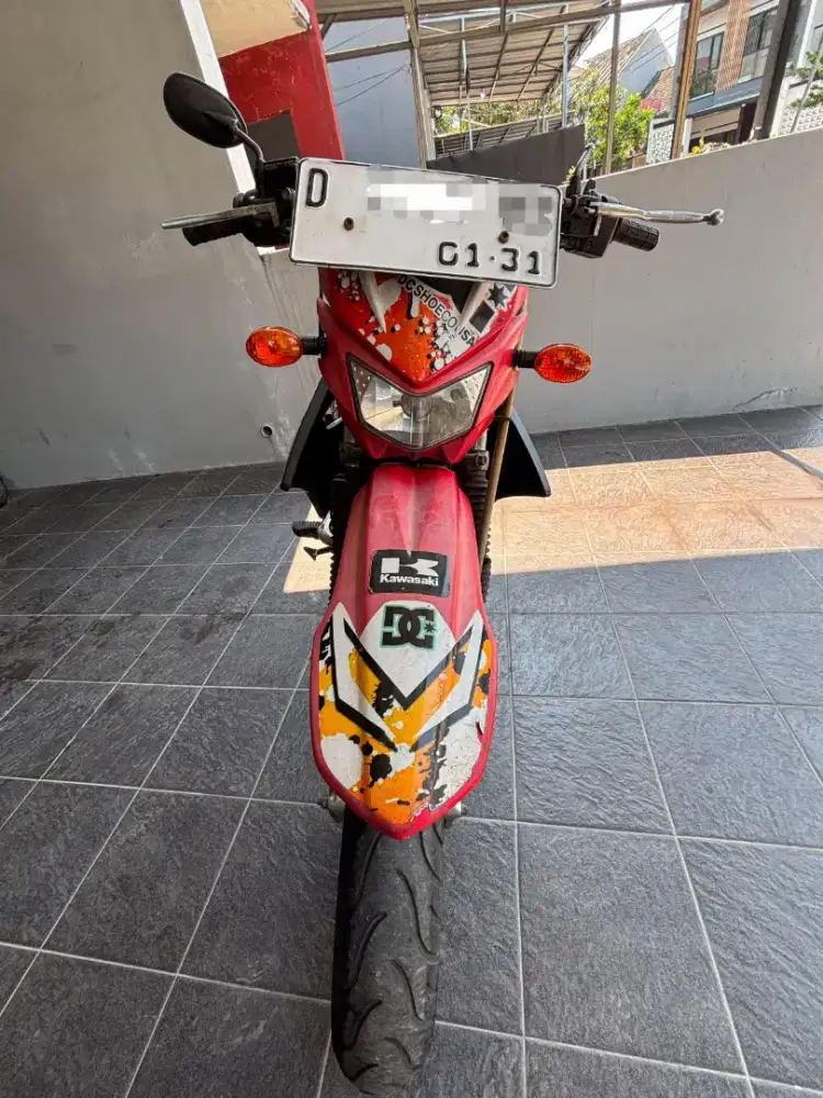 KLX 150 MERAH / 2010