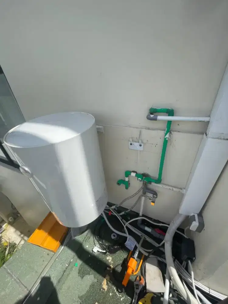 Jasa Water heater gas listrik dan solar