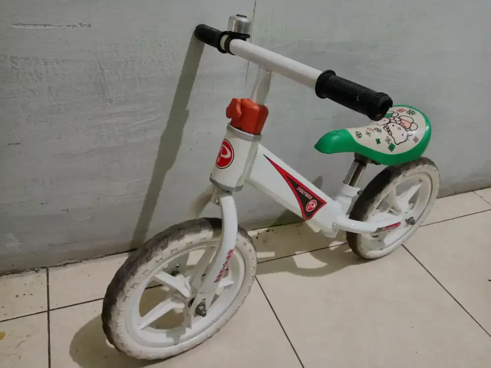Sepeda balance bike