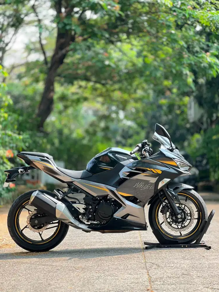 KAWASAKI NEW NINJA 250 FI ABS MDP KEYLESS 2021 GREY KM LOW PAJAK ON