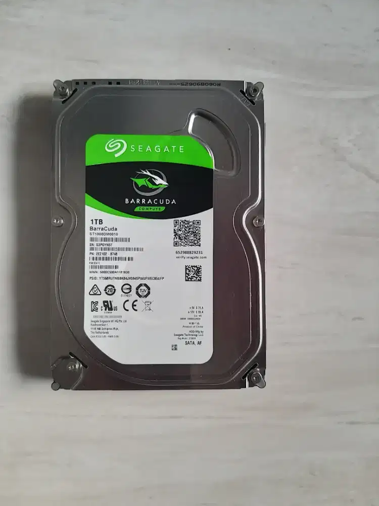 Hardisk 1Tb  dua yunit dan 500 gb  harga satuan biasa