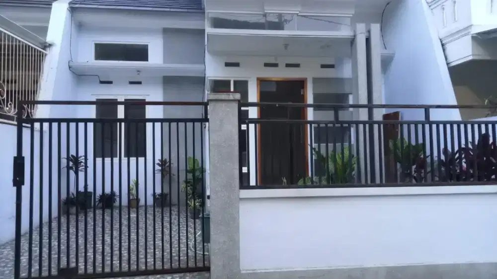 RUMAH TENGAH KOTA BATU (KAWASAN WISATA)