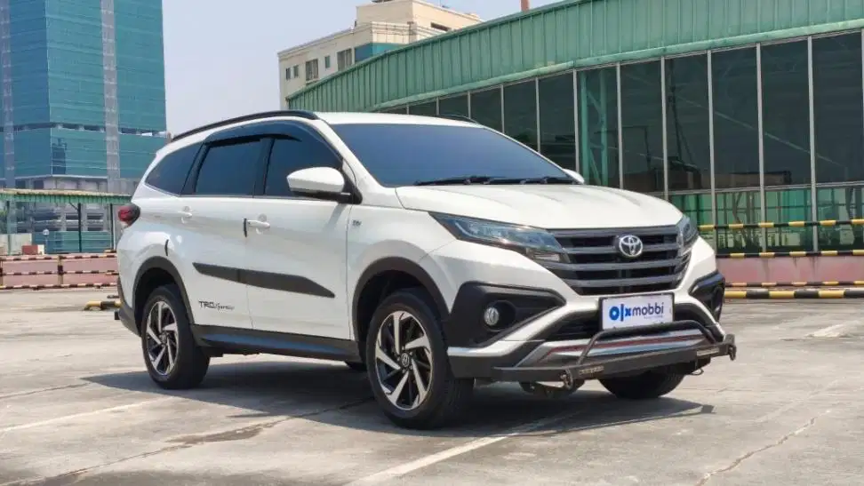 Toyota Rush 1.5 TRD Sportivo Bensin-AT 2019