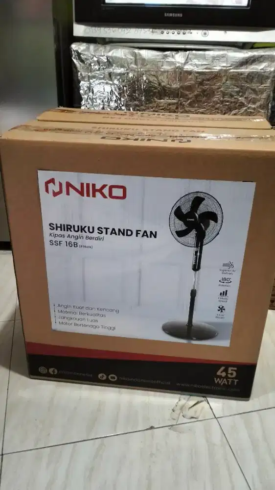 kipas angin berdiri Niko kaki bundar
