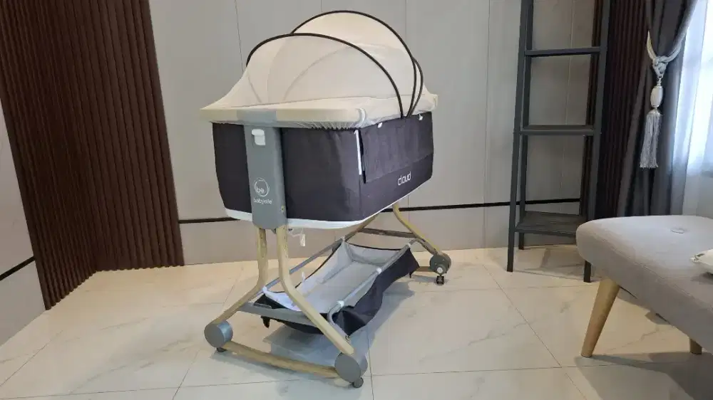 Box bayi /tempat tidur istimewa