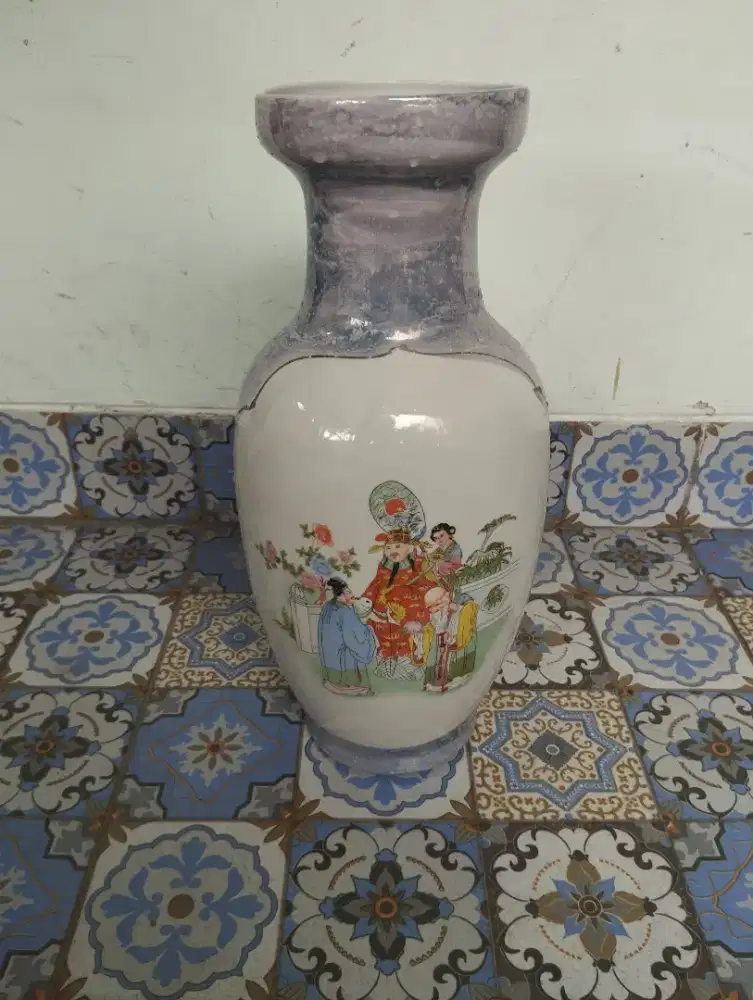 GUCI KERAMIK CHINA