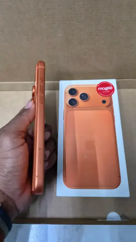 Iphone 17 pro max 256 resmi waranty mei 2027