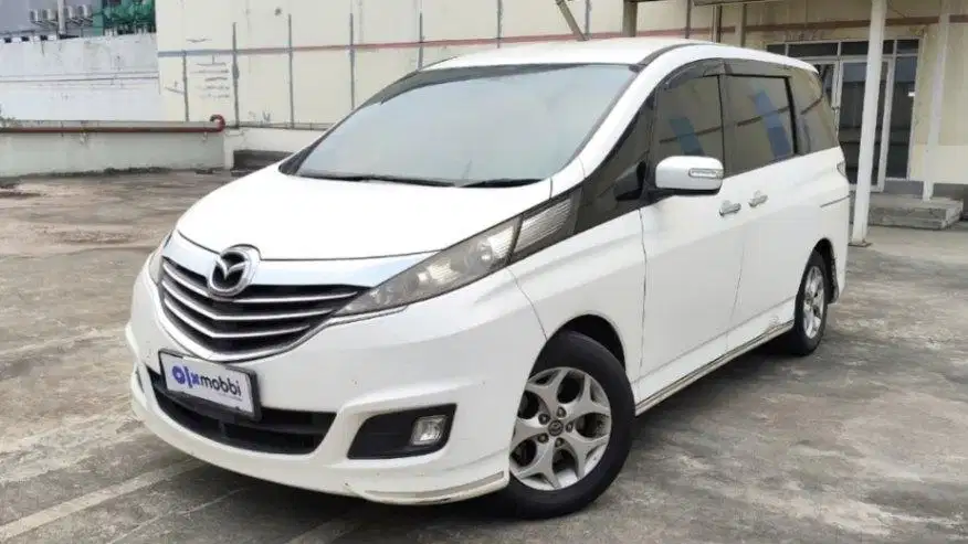 Mazda Biante 2.0 Skyactive Bensin-AT 2015 Putih
