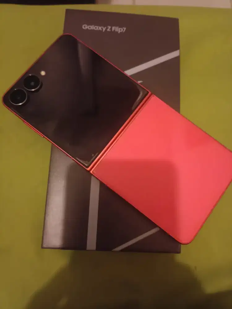 Samsung Flip 7 Coral Re