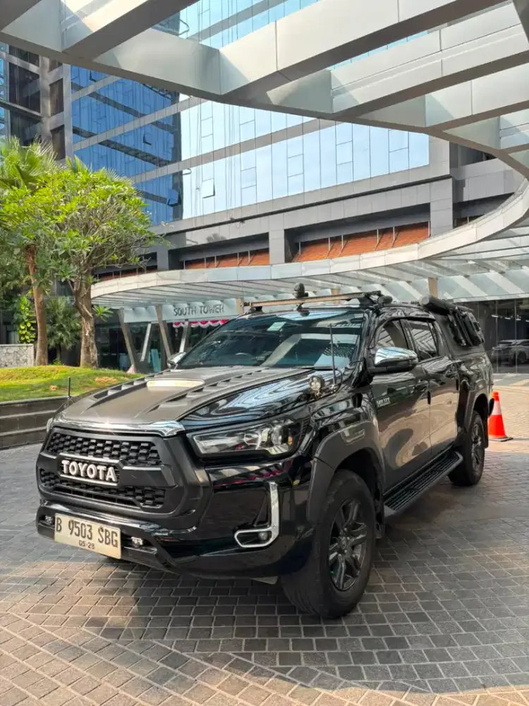 Hilux DC V 4x4 Automatic 2023