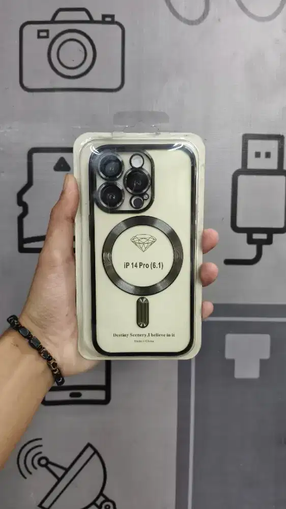Casing iPhone 14 Pro