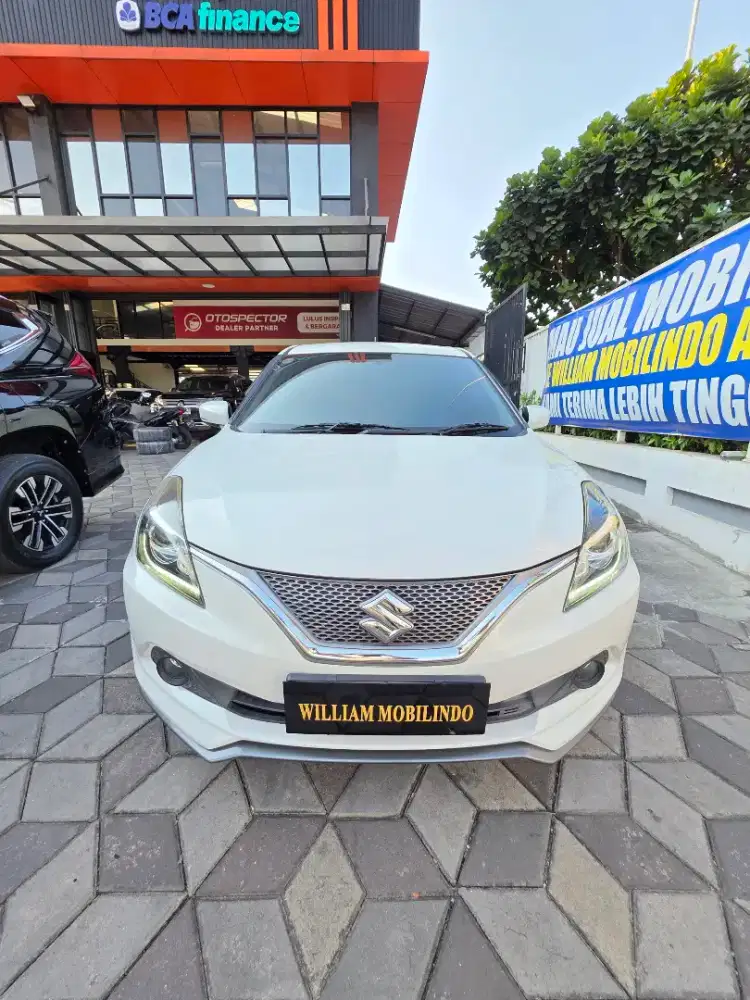 Baleno HB At 2017 Putih KM Rendah