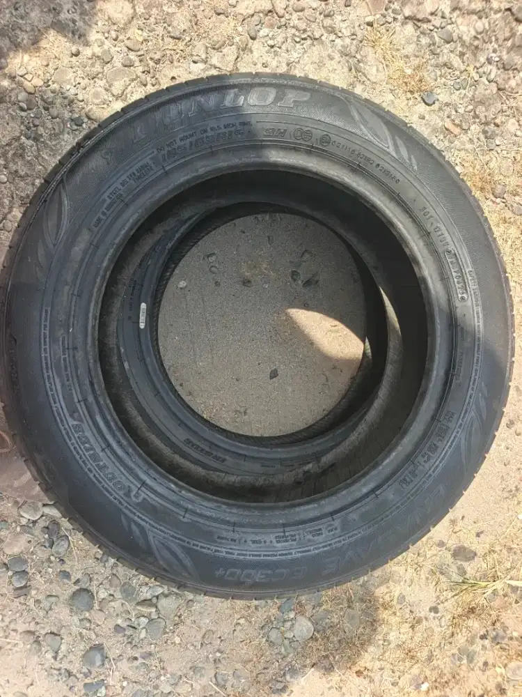 Ban Dunlop Bekas