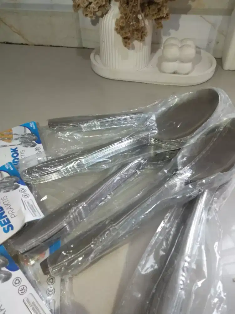 Sendok Makan Stainless