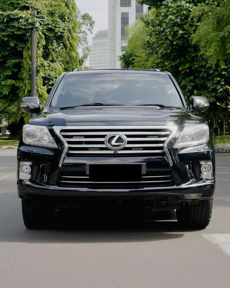 Lexus LX570 2012 Bensin
