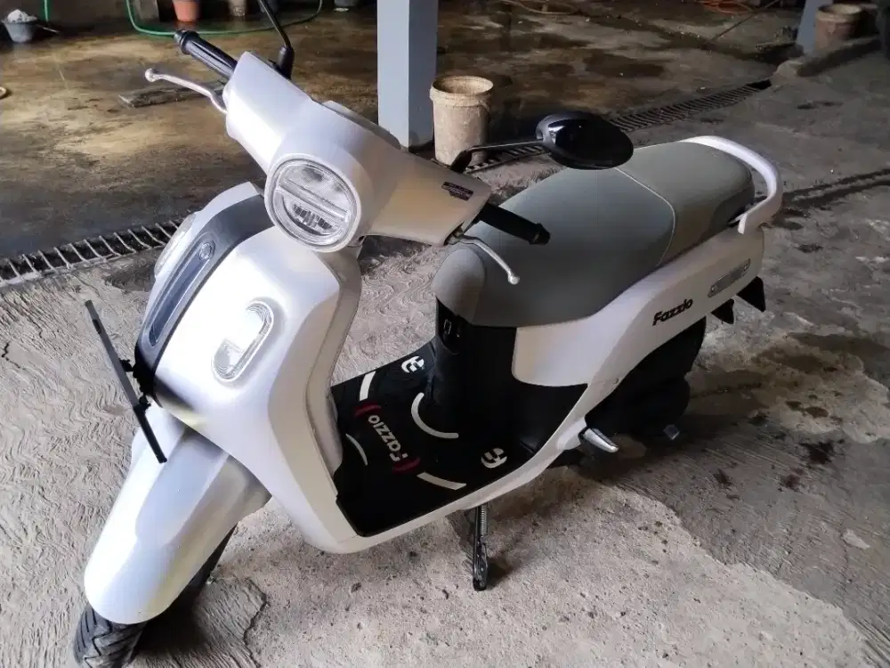 Dijual Yamaha Fazzio hybrid lux white pearl