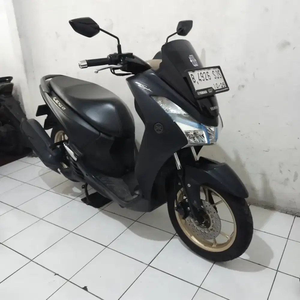 Yamaha Lexi Keyles Non ABS 2109 Orisinil Mesin Cakep Bagus Lengkap