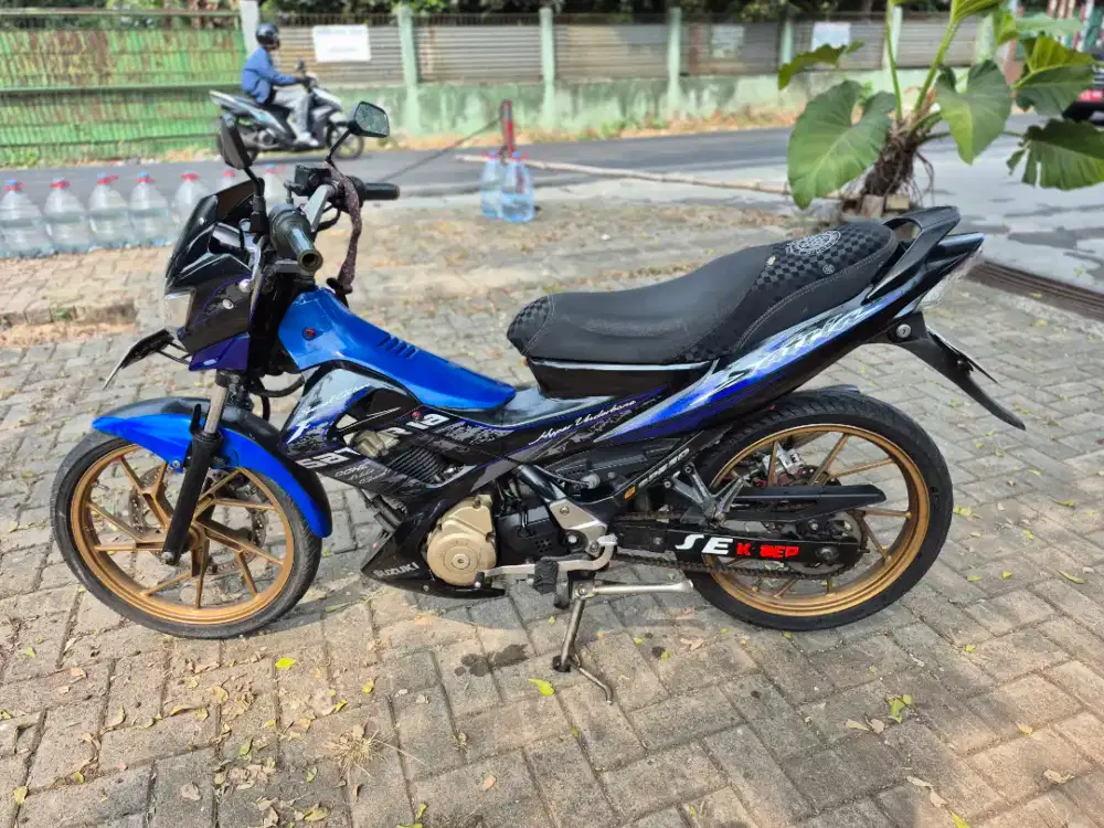 Dijual Suzuki Satria FU tahun 2010 surat lengkap
