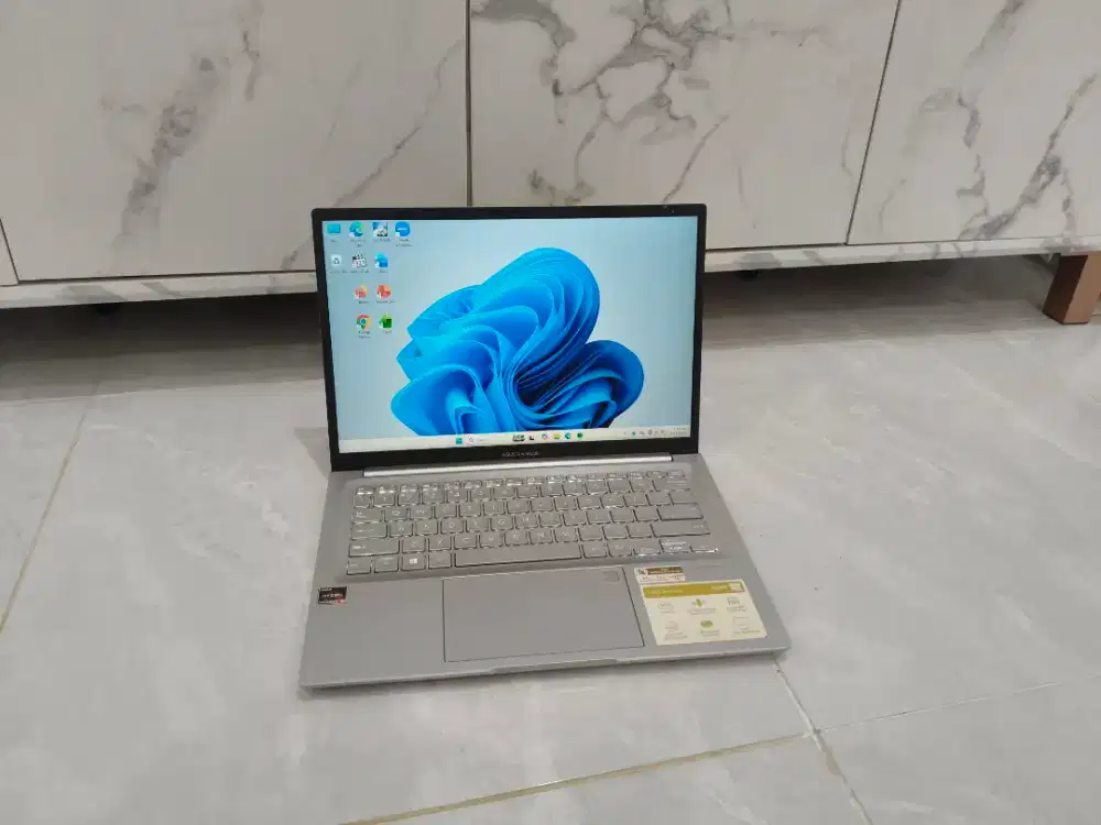asus Ryzen 5 5600H 8/512GB laptop siap pakai