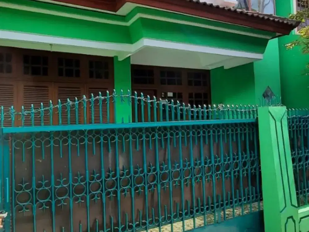 Rumah 2 Lantai Terawat Di Sukaati Dekat Batununggal Bandung
