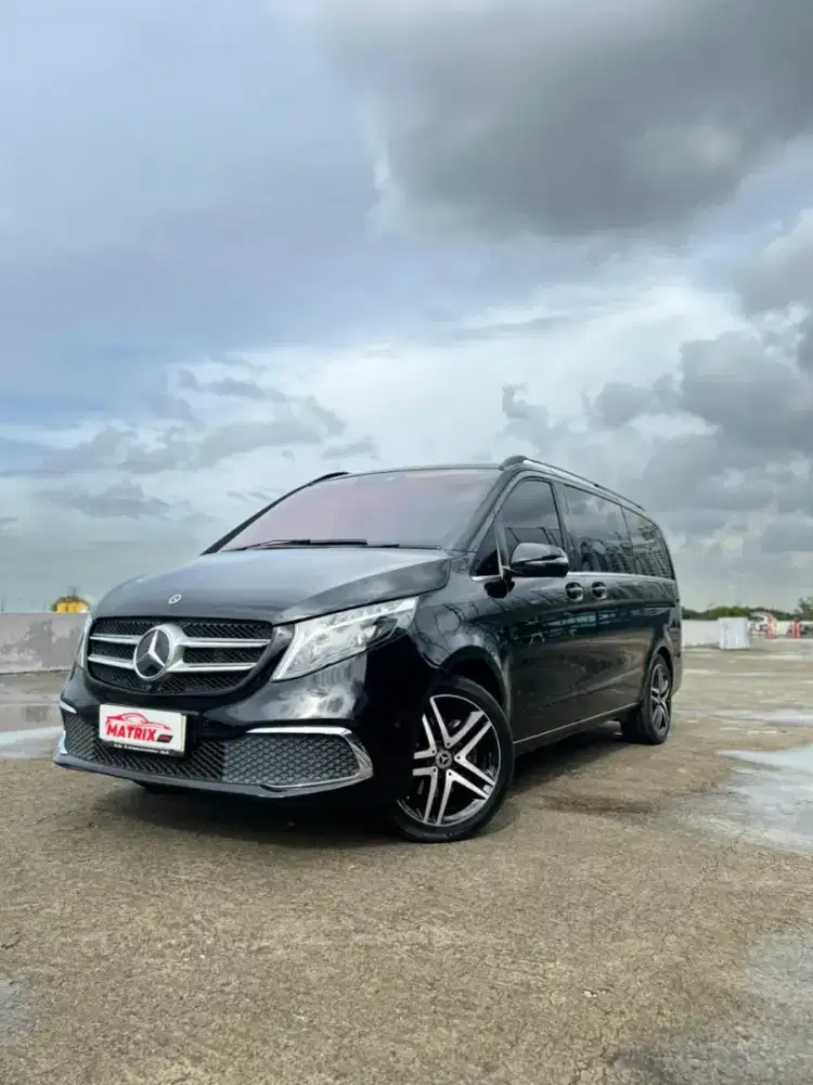 Mercedes-Benz V250 AT Matic Facelift 2024 nik 2023 . Mercy v260