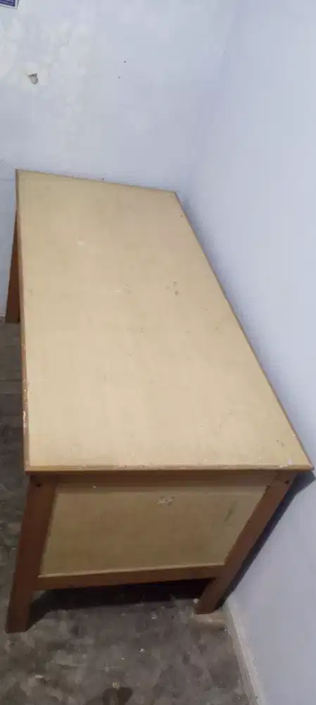 Meja Kerja Bekas Kantor
