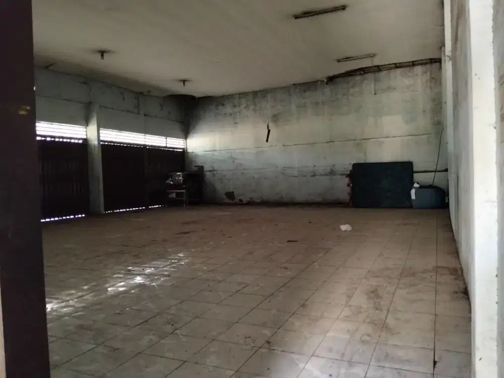 Dijual Tanah Dan Bangunan Taman Sepanjang