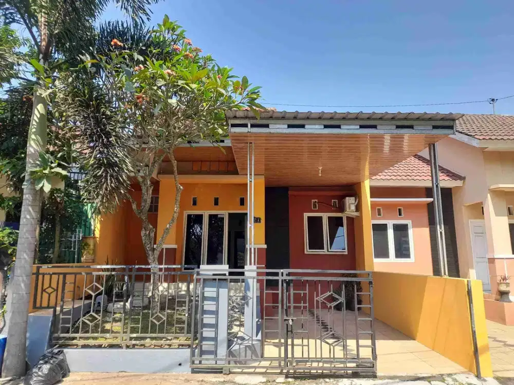 DISEWAKAN TEMPAT USAHA/ KANTOR/ RUMAH BANYUMANIK SEMARANG, DEKAT SEKOLAH SD, SMP 21, SMA 4, UNDIP. COCOK UNTUK HUNIAN, TEMPAT USAHA ATAU KANTOR