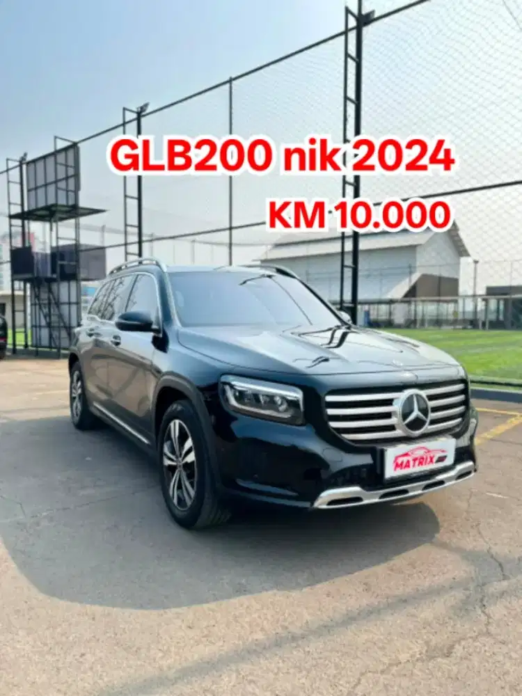 Mercedes-Benz GLB200 facelift AT Matic 2024 . Mercy glb200
