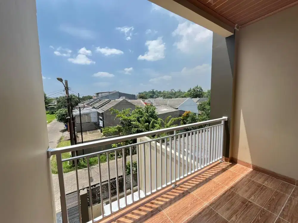 DIJUAL RUMAH MURAH 2 LANTAI DI PERUMAHAN BEKASI TIMUR REGENCY, MUSTIKAJAYA - BEBAS BANJIR