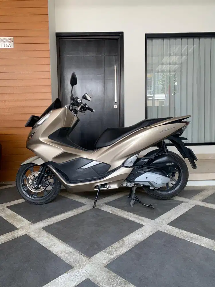 HONDA PCX 150 2018 ABS PAJAK ON, PLAT DKI, SRT LGKP, REMOTE 2 JOSSSSSS