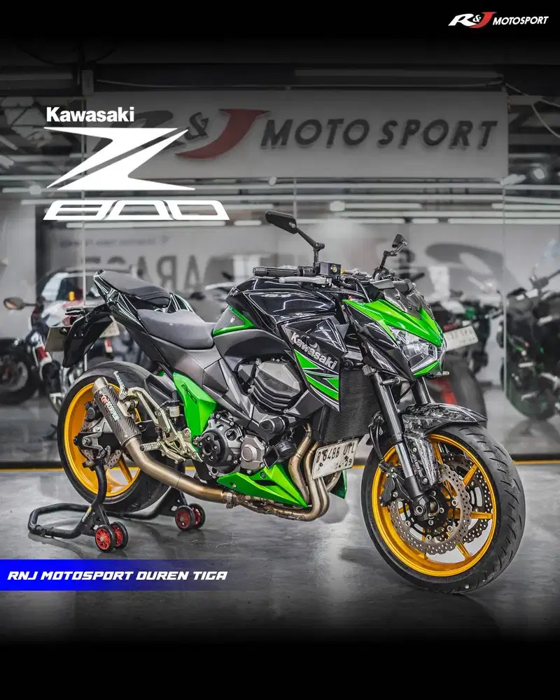 Kawasaki Z800 Km 31.000an warna Hijau Knalpot Scorpion