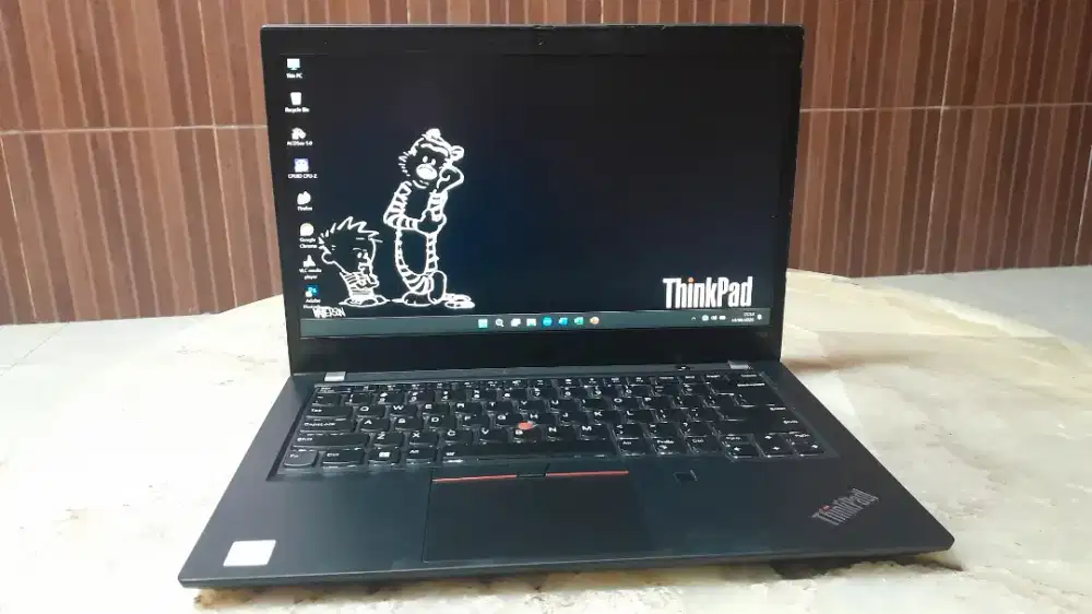 Thinkpad Lenovo T490 core i5 Ram 8GB  ssd nvme 256GB Backlight GEN 10