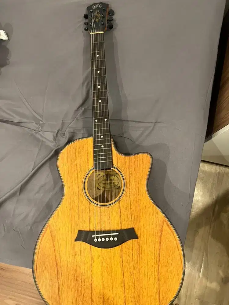 RMG gitar akustik
