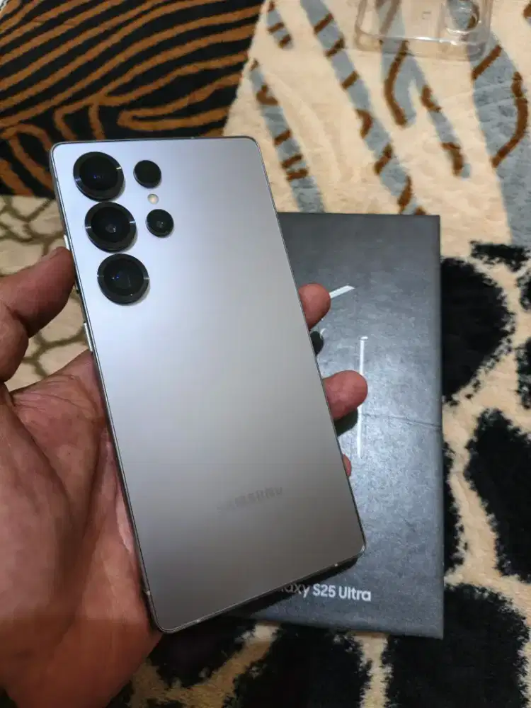 Samsung s25 ultra 12/256 resmi Indonesia